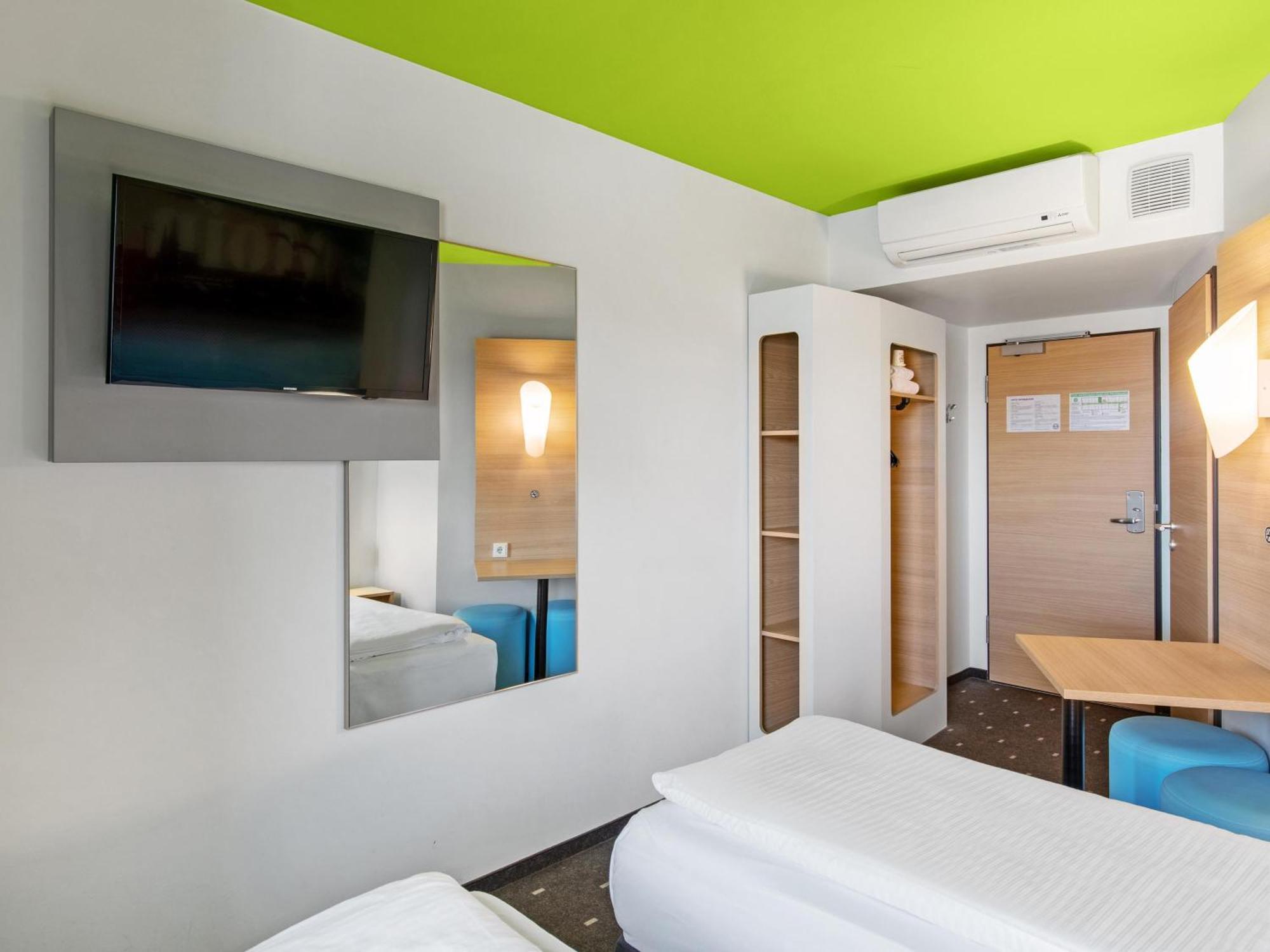 B&B Hotel Hamburg-Wandsbek Екстер'єр фото